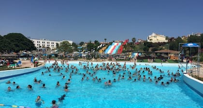 Luxuswohnung mit traumhaftem Meerblick in absoluter Strandnähe (WLAN, Smart TV)