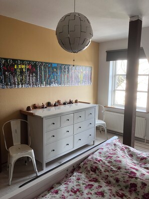2 habitaciones, escritorio, wifi gratis y ropa de cama 