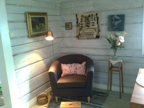 Interior - Fantastic location overlooking the lake.  (Eskilstuna)