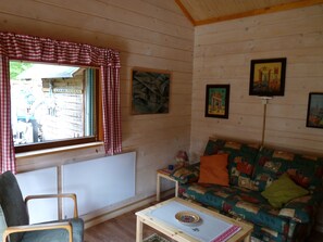 TV, fireplace, books - Comfortable log house in the forest community of Borkheide (Borkheide)