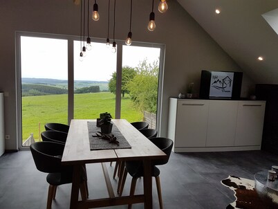 Wellness holiday with dog, heated outdoor whirlpool, sauna, whirlpool tub, WiFi