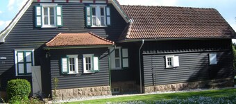 Detached house in the immediate vicinity of the forest