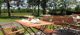 Zur Bergwiese **** Apartment Mohn - let yourself be seduced!