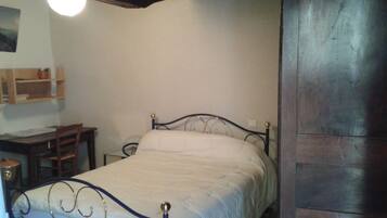 2 sovrum, strykjÀrn/strykbrÀda, gratis wi-fi och sÀngklÀder