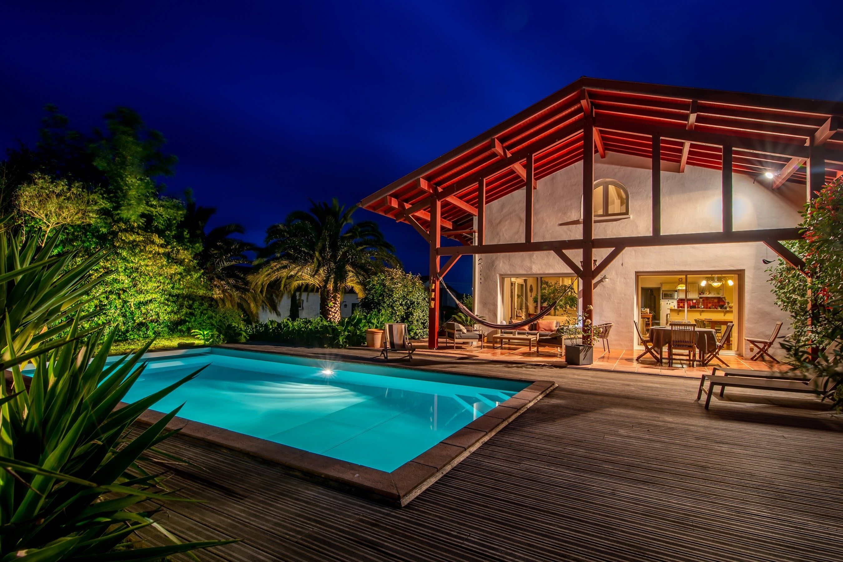 Piscine extérieure, piscine chauffée