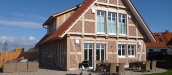 Luxury wellness country house, 4 bedrooms, 4 baths, sauna, 2 whirlpools, garden