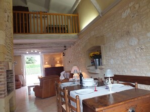 تناول الطعام