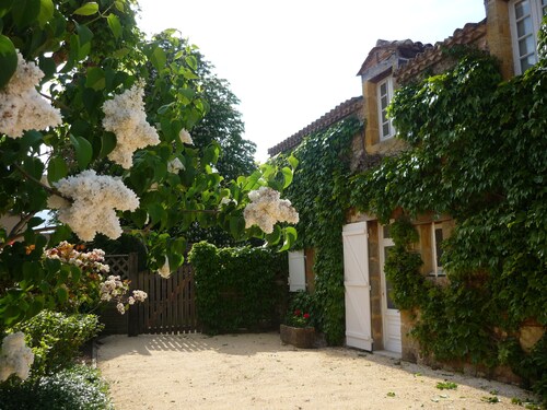 Charming house + private pool *** 8 pers - in CAPDROT in Perigord Pourpre