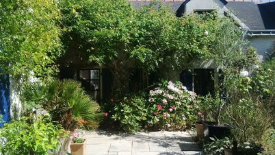 4* villa with beautiful garden - 2 to 10 people