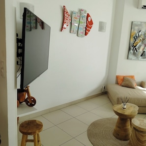 Interior - F3 spacious air-conditioned, 70m from Fréjus-Plage beach, parking + WIFI (Fréjus)