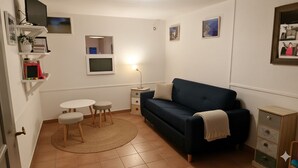 TV - Haven of peace Apartment 2 adults 2 children air-conditioned 60 m2 swimming pool (Porto-Vecchio)
