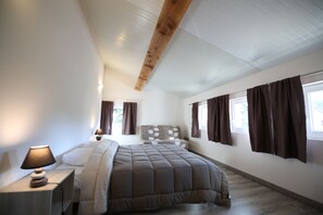 12 habitaciones, tabla de planchar con plancha y wifi