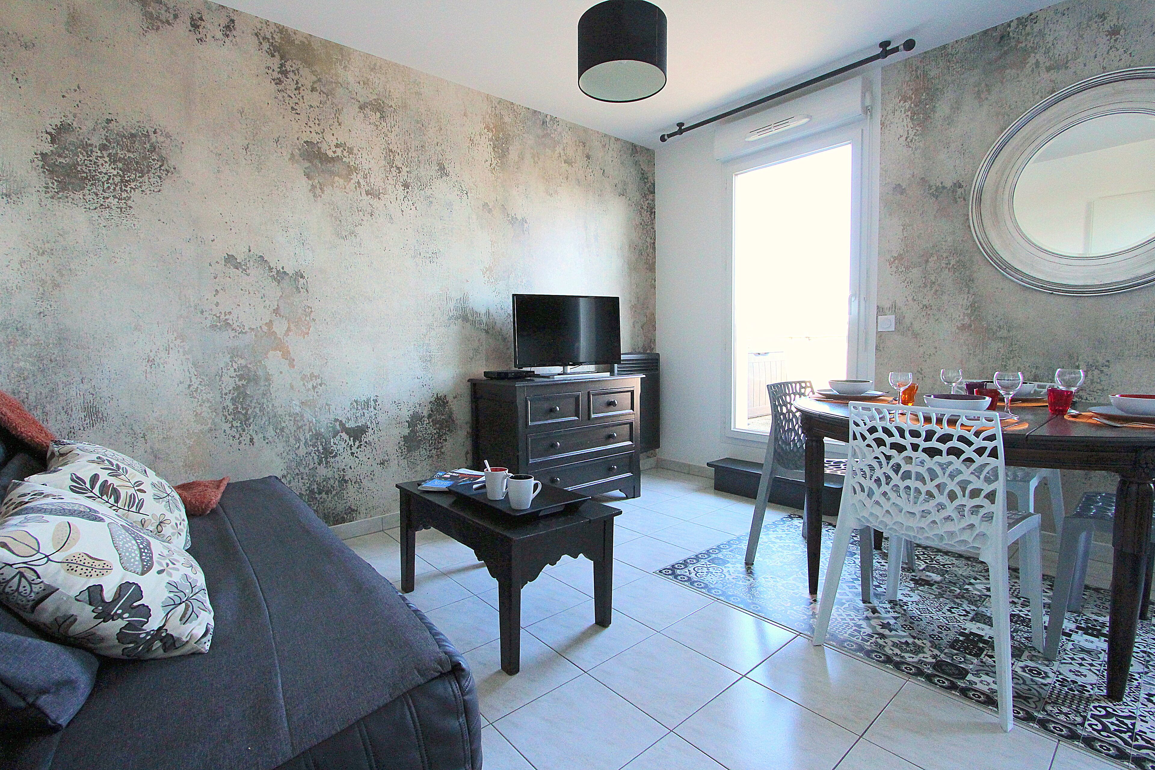 Apartment / Terrace Amazing Views of Disneyland Park! (DISNEY 2)