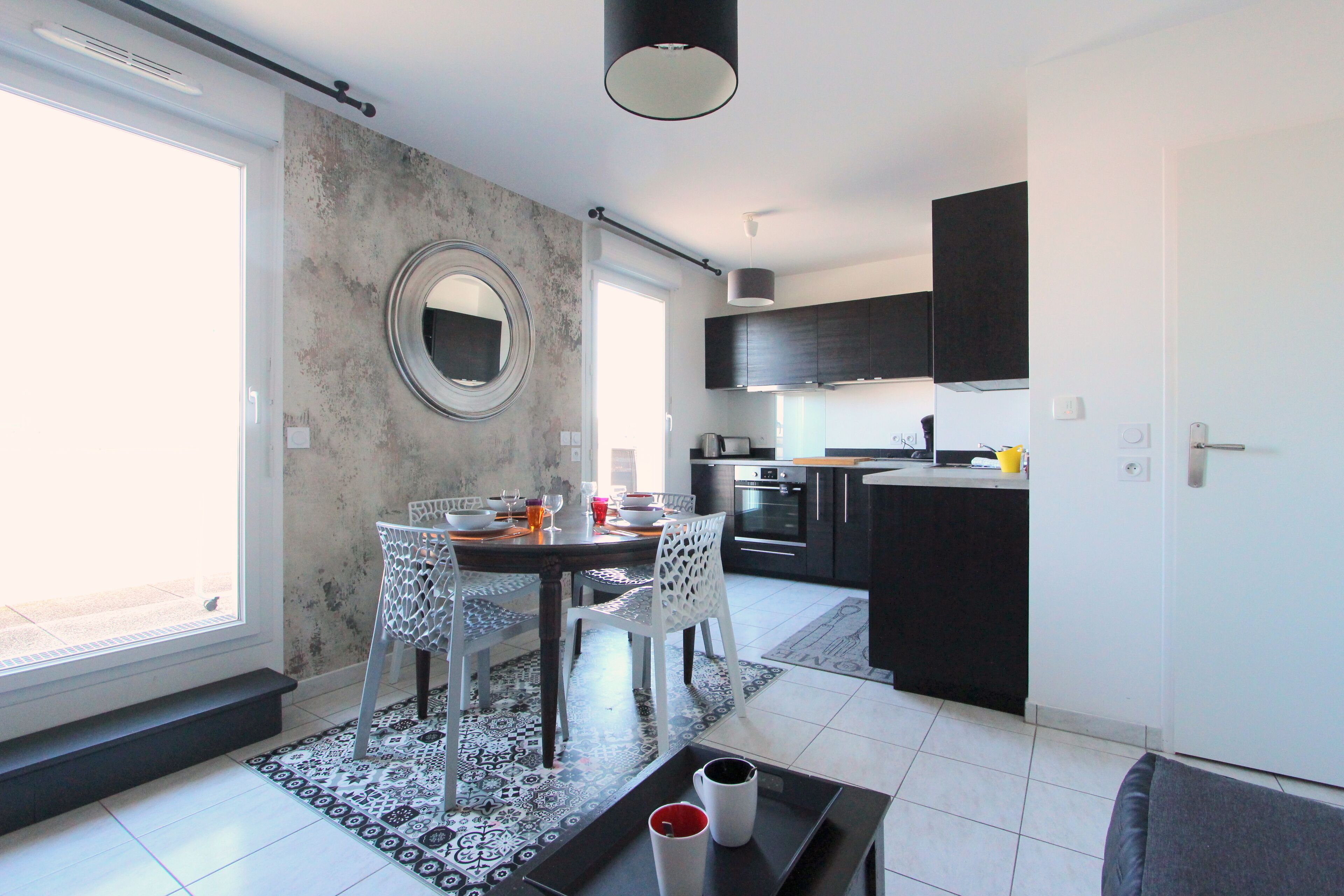 Apartment / Terrace Amazing Views of Disneyland Park! (DISNEY 2)