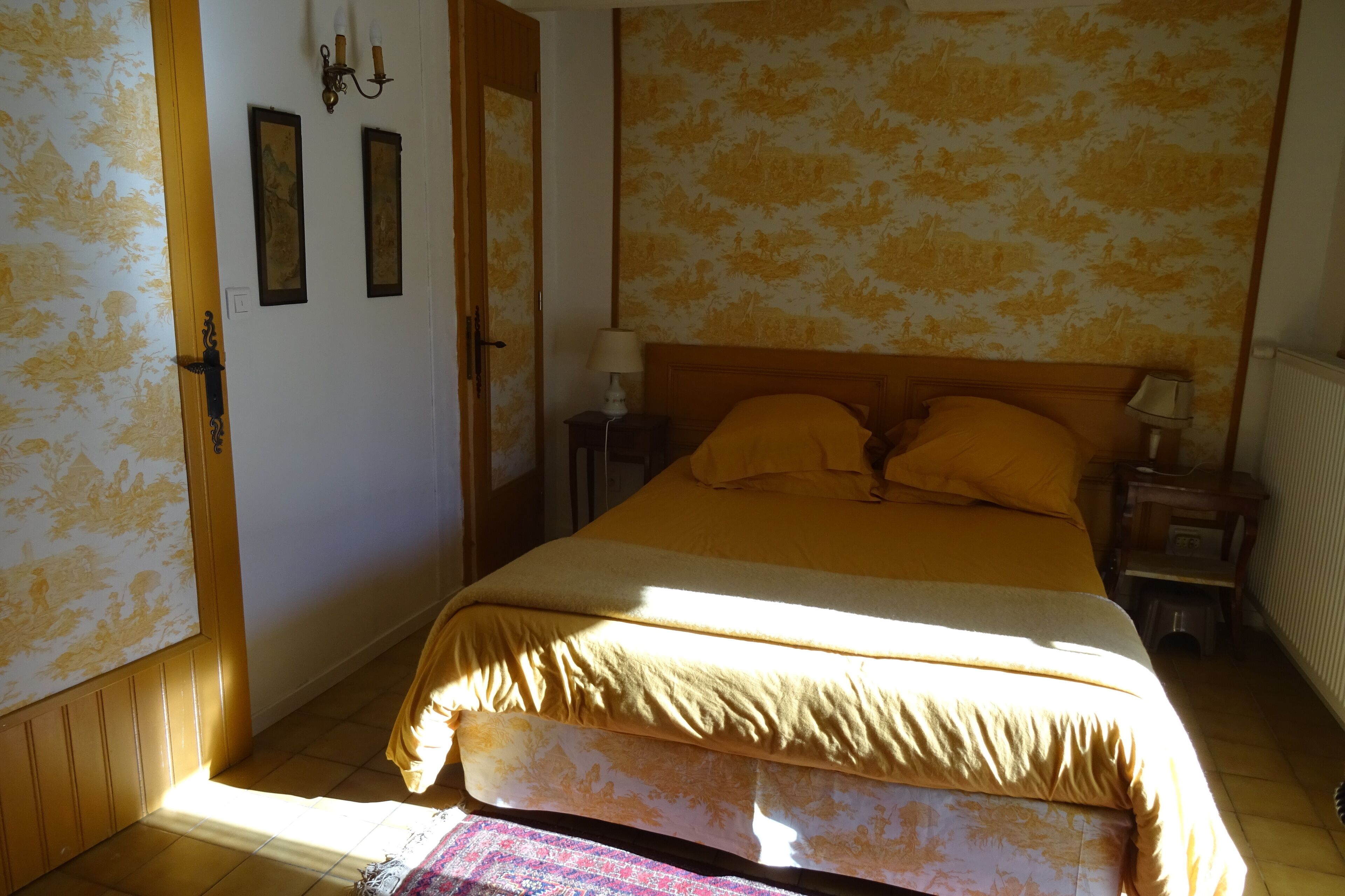 In the middle of nature, large and comfortable farm, completely renovated in 2016