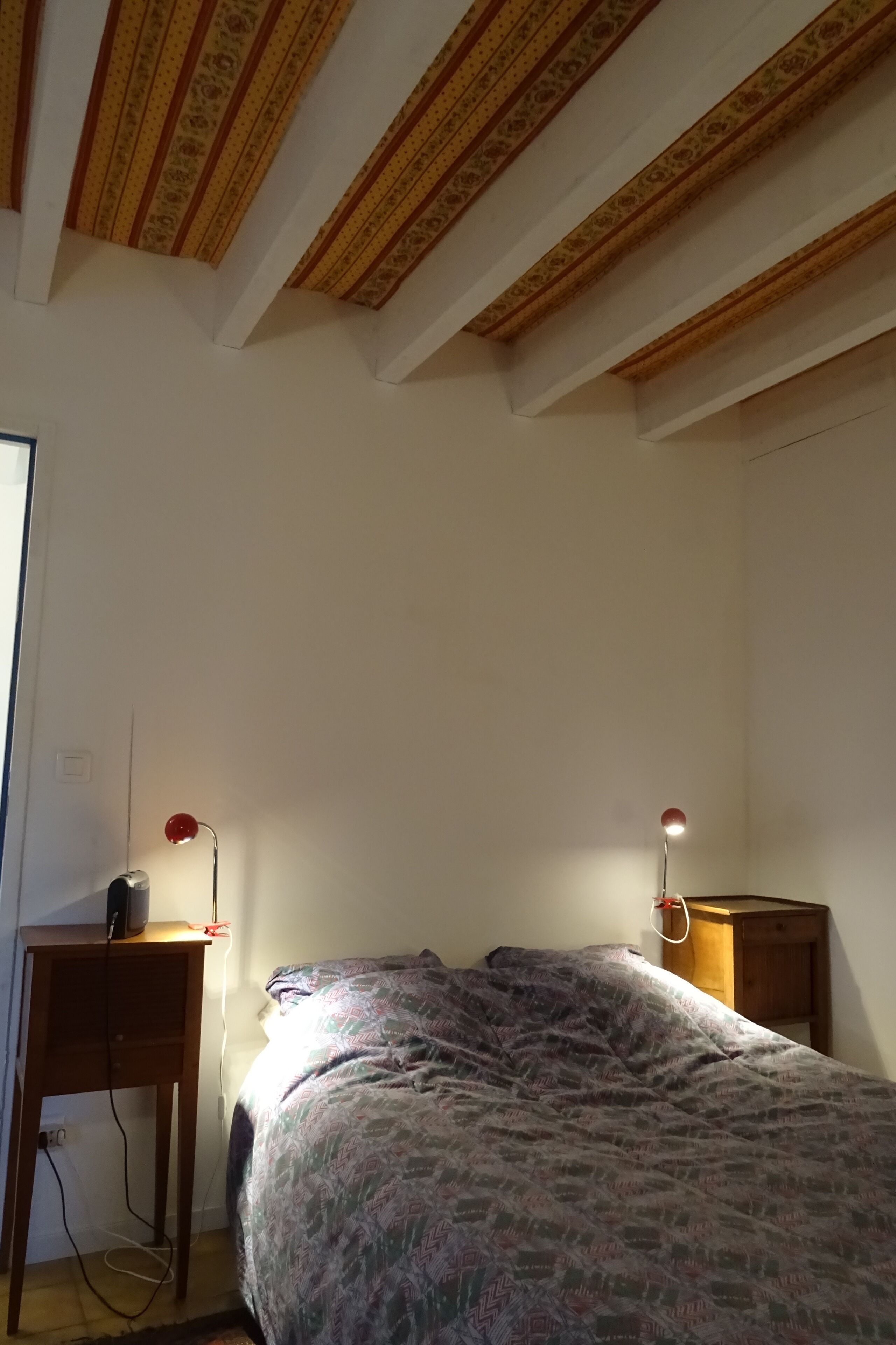 In the middle of nature, large and comfortable farm, completely renovated in 2016