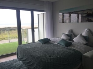 1 bedroom, iron/ironing board, travel crib, free WiFi - Waterfront waterfront 5m from the beach with wifi (Berck)