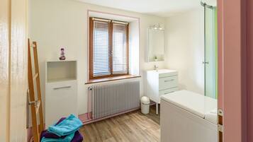 Een douche, een haardroger