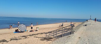 Vacation rental Bassin d'Arcachon 2/4 pers quiet location close to amenities and beach