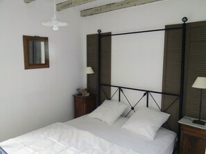 2 chambres, fer et planche à repasser, Wi-Fi