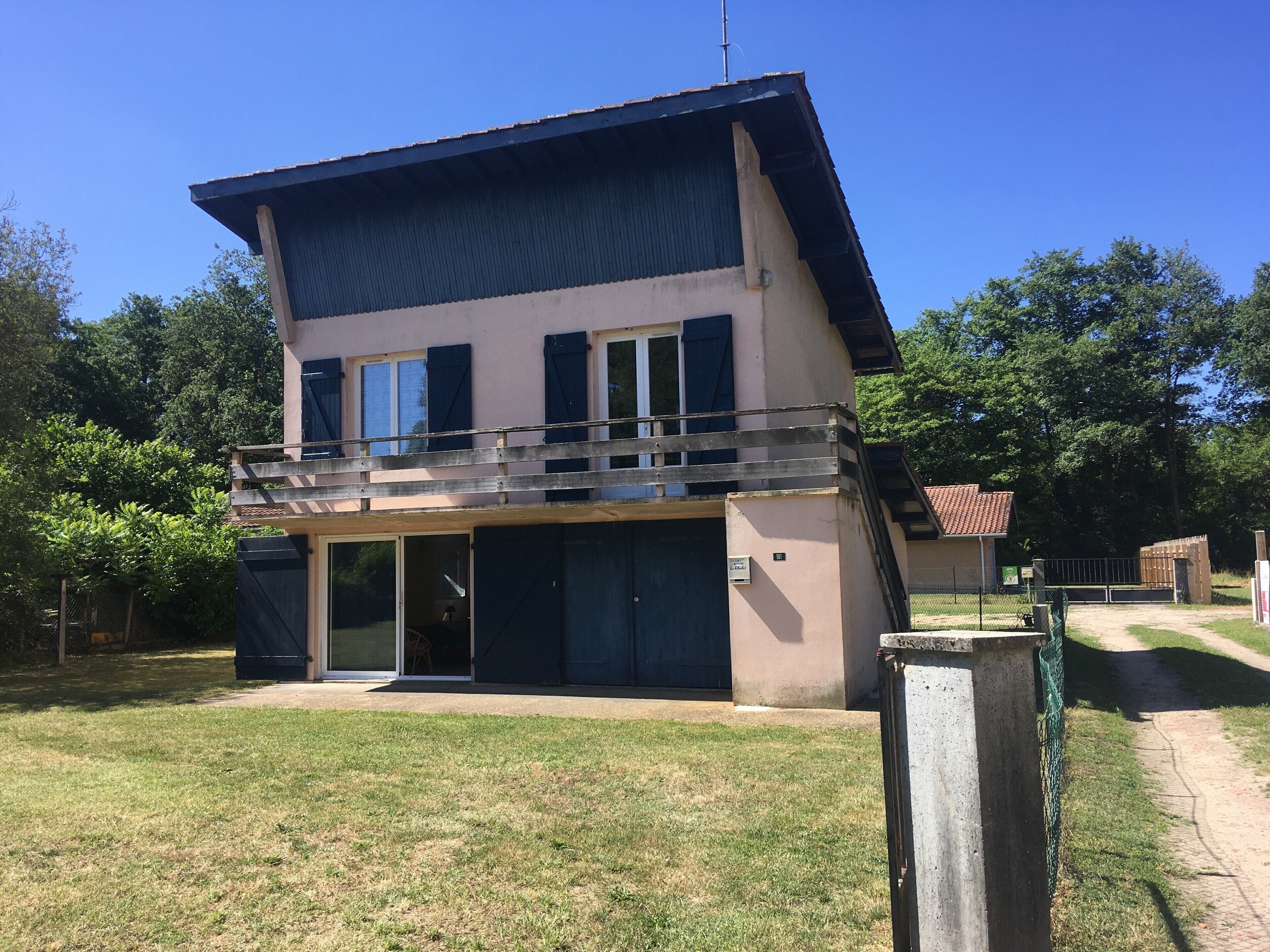 Chalet 2 chambres, avec jardin