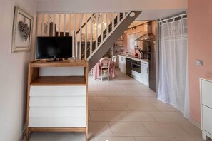 Fridge, microwave, oven, stovetop - Cottage in the Dordogne Valley between Sarlat and Rocamadour (Pinsac)