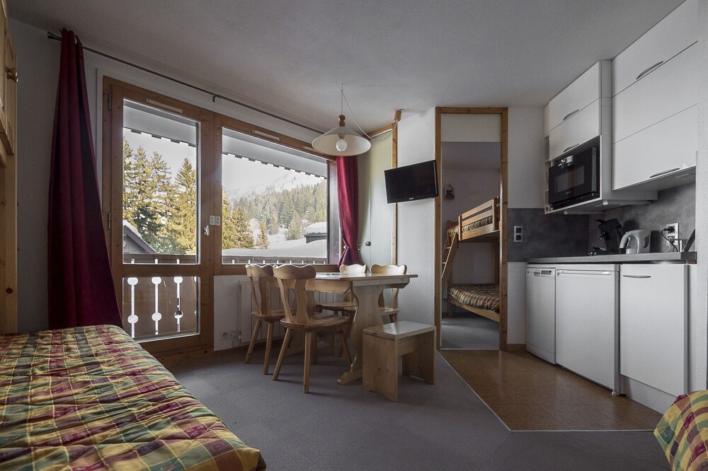 Apartment right on the slopes and on the hiking paths
