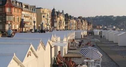 Möblerade studio med utsikt över havet vid Mers-les-Bains