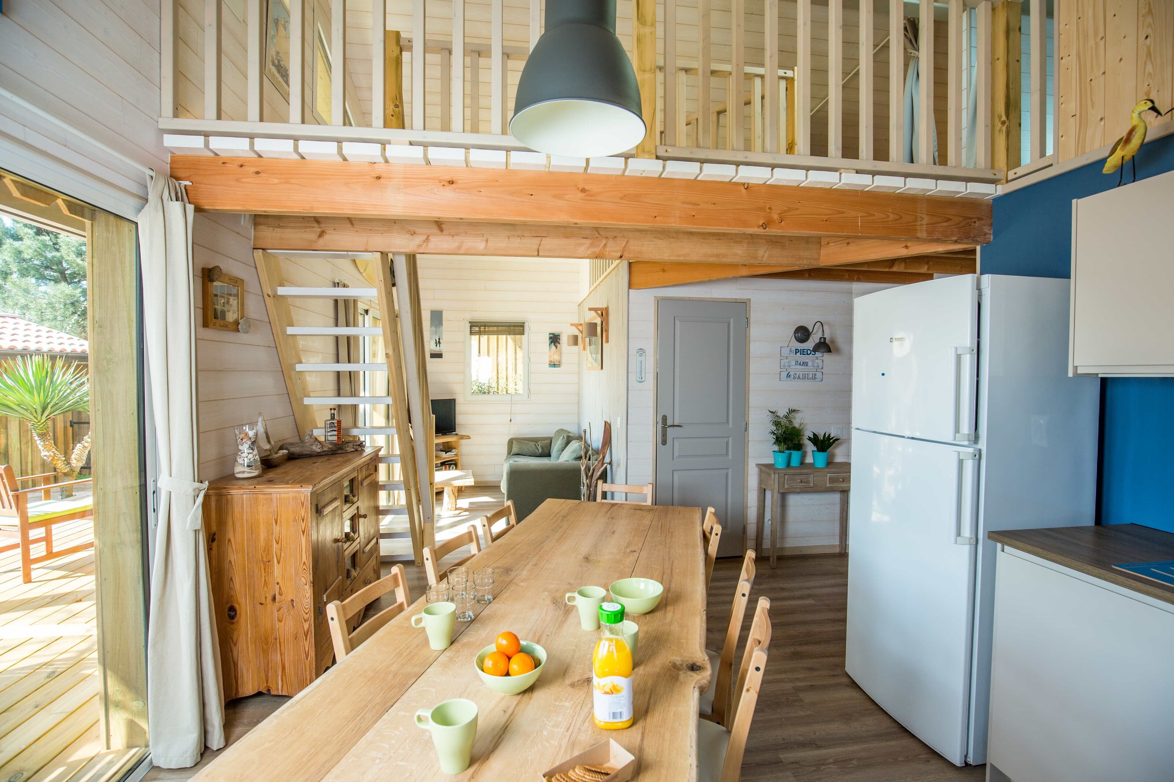 Wooden chalet "Aloha": a real holiday home 5 mins walk from the lake