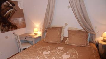 4 Schlafzimmer, Bügeleisen/Bügelbrett, Reisekinderbett, kostenloses WLAN