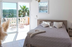 4 عدّة غرف نوم وواي فاي