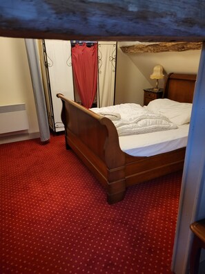 1 chambre, Wi-Fi gratuit, draps fournis