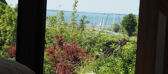 Character cottage, view of the Gulf of Morbihan, beach 150m, Vannes 10mn