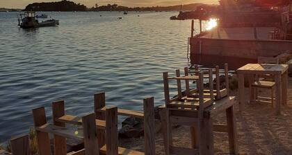 GĂźte de caractĂšre, vue Golfe du Morbihan, plage 150m, Vannes 10mn