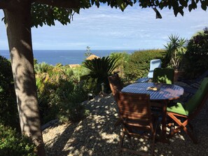 Outdoor dining - St Florent, beautiful between sea and mountain, terrace , garden, swimming pool (Saint-Florent)
