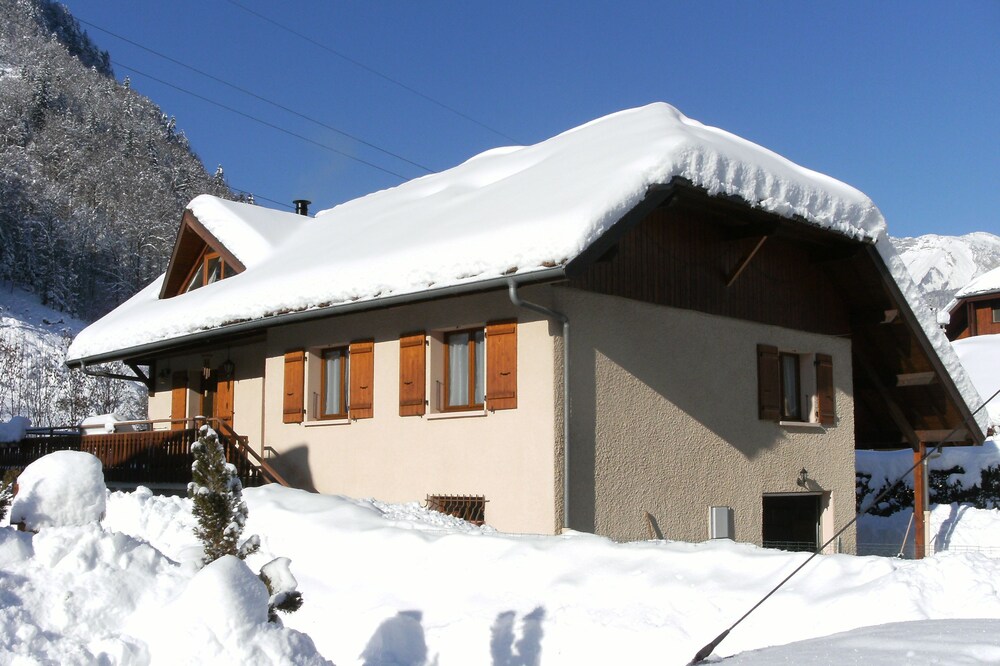 Spacieux appartement de 5 couchages aux portes des aravis