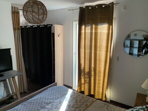 3 chambres, bureau, fer et planche à repasser, Wi-Fi