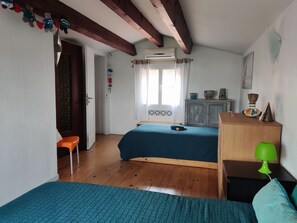 2 chambres, fer et planche Ă repasser, lit parapluie, Wi-Fi gratuit