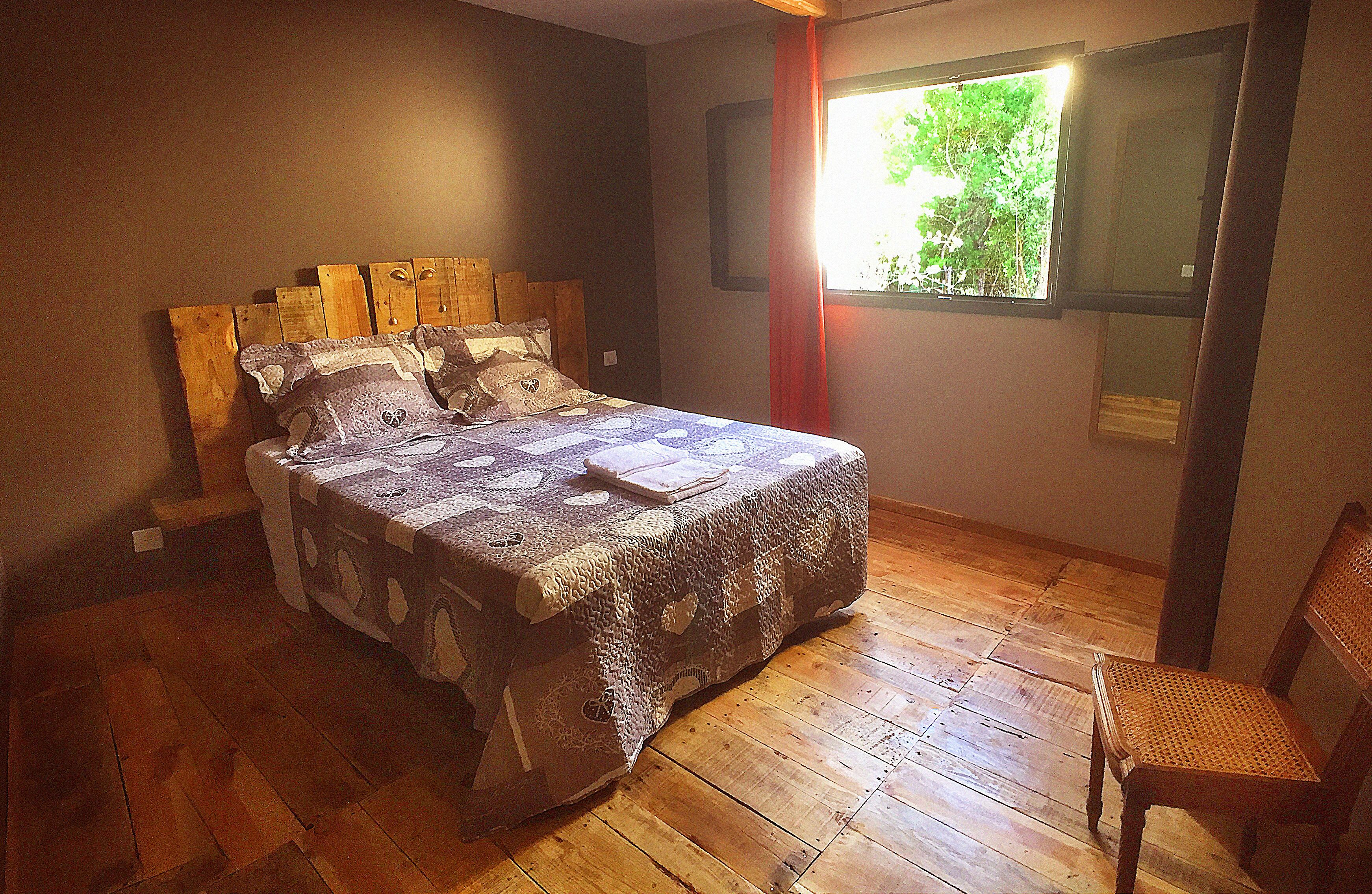 3 chambres, fer et planche à repasser, lit parapluie, Wi-Fi gratuit