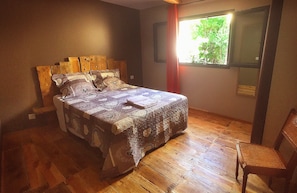 3 soverom, strykejern/-brett, reiseseng for barn og wi-fi (inkludert)