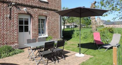 Viehättävä mökki kalliolla 3 km päässä Etretatista