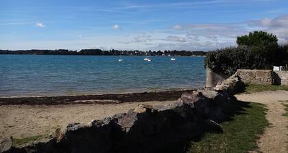 Pretty house with garden Gulf of Morbihan, 80m from the sea,