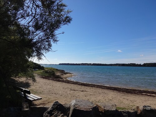Jolie maison avec jardinet Golfe du Morbihan, 80m de la mer, 