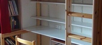 Large first floor studio in a peaceful building: no smoking, pets not allowed