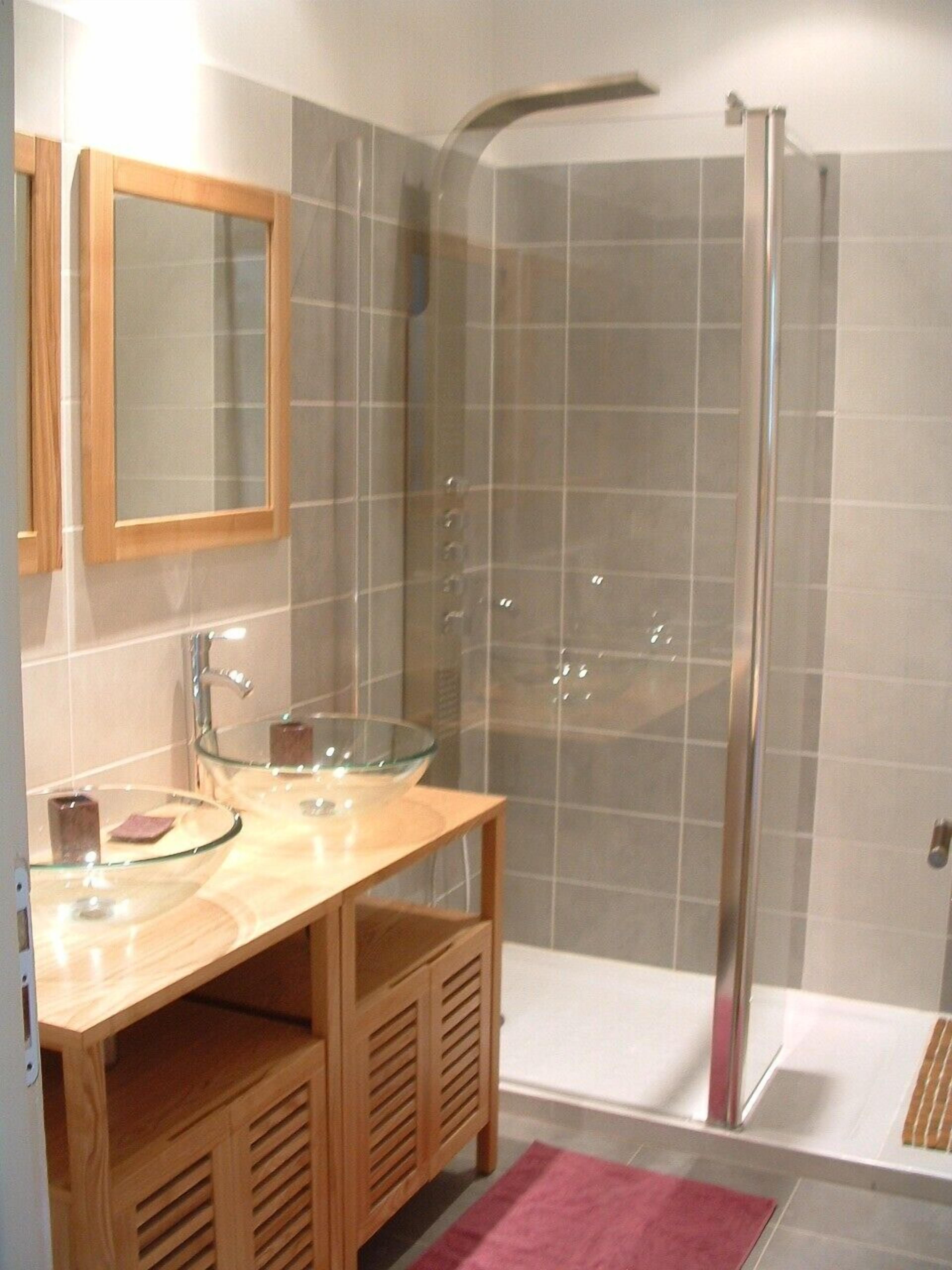 Large renovated house in wine-producing domain