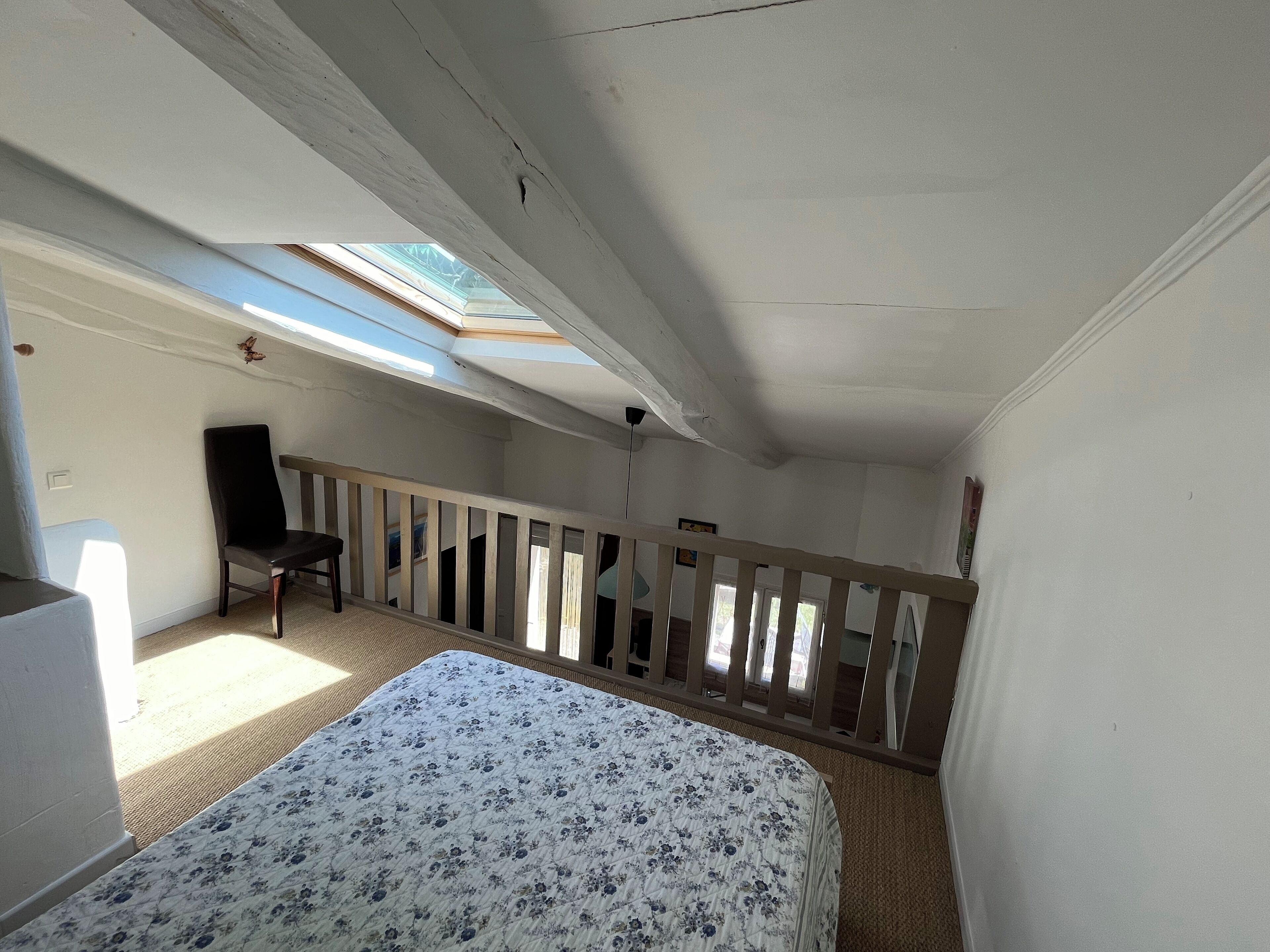 2 slaapkamers, een strijkplank/strijkijzer, gratis wifi