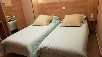 3 dormitorios, tabla de planchar con plancha, wifi gratis