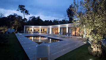 Piscine extérieure, piscine chauffée