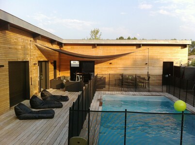 Luxurious Villa, Modern, 10 p., Air Condition, Heated Pisc, Bicycles available, pr. beach / golf