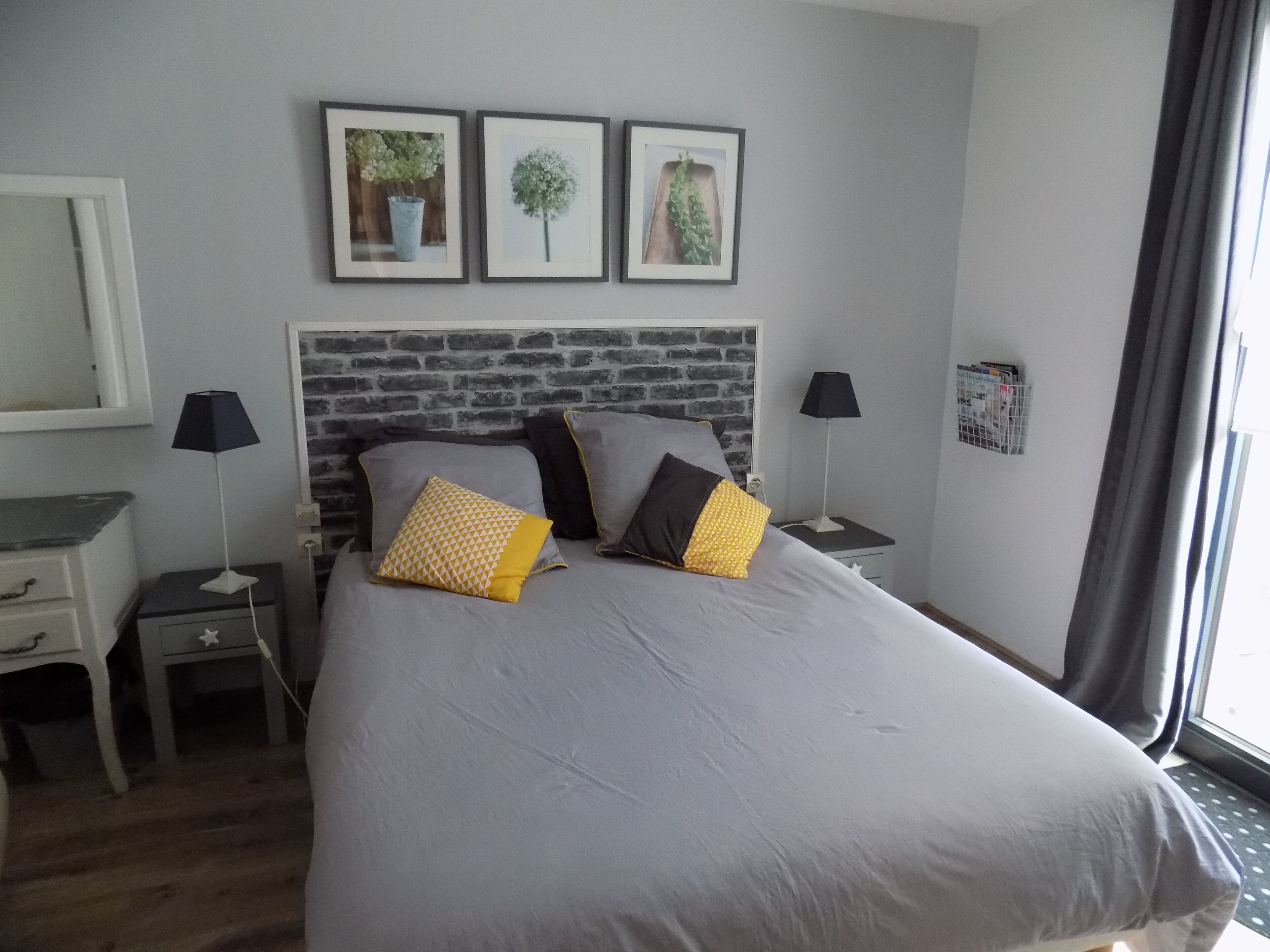 Two rooms equipped orleans apartment for rent